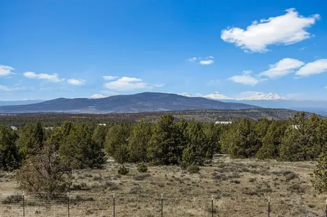 6040 SE Gravett Road Prineville OR 97754
