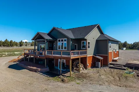 6040 SE Gravett Road Prineville OR 97754