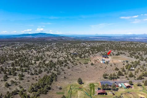 6040 SE Gravett Road Prineville OR 97754