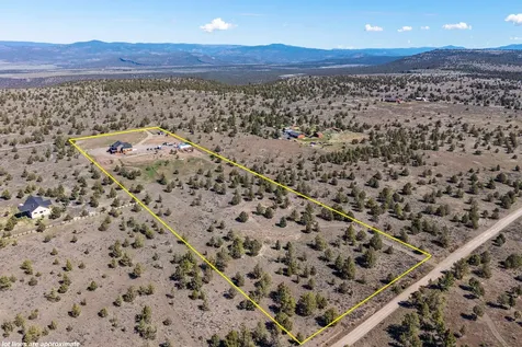 6040 SE Gravett Road Prineville OR 97754
