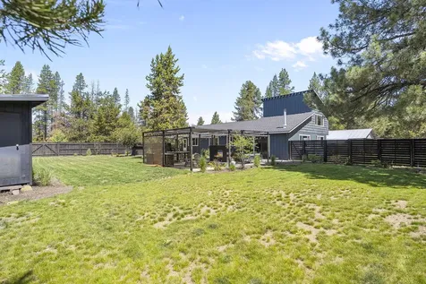 55050 Huntington Road Bend OR 97707