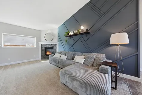 62735 Hawkview Road Bend OR 97701