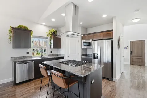 62735 Hawkview Road Bend OR 97701