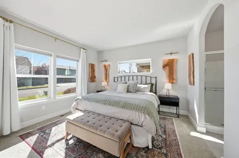 62735 Hawkview Road Bend OR 97701