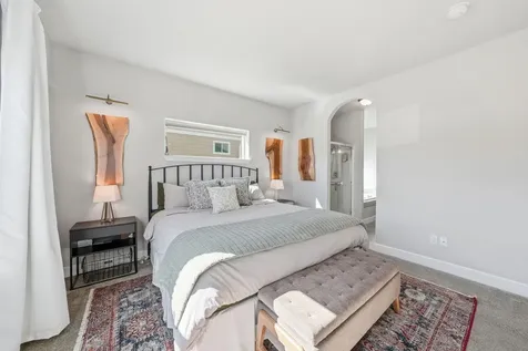 62735 Hawkview Road Bend OR 97701