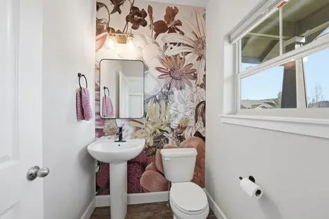 62735 Hawkview Road Bend OR 97701