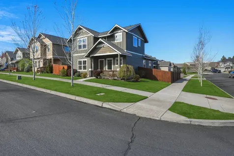 62735 Hawkview Road Bend OR 97701