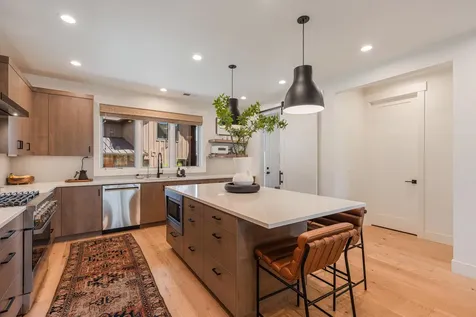 61312 Mcroberts Lane Bend OR 97702