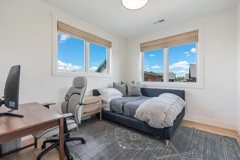 61312 Mcroberts Lane Bend OR 97702