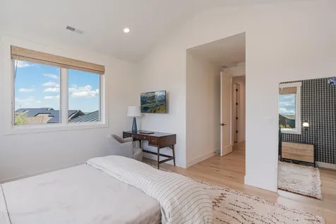 61312 Mcroberts Lane Bend OR 97702