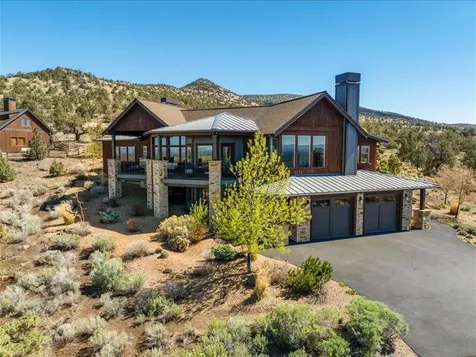 16368 SW Hat Rock Loop Powell Butte OR 97753
