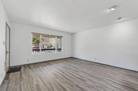908 SE Stratford Court Bend OR 97702