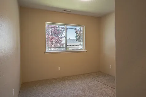 2702 Eagle Creek Drive White City OR 97503