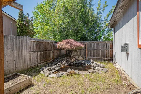 2702 Eagle Creek Drive White City OR 97503