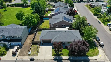 2702 Eagle Creek Drive White City OR 97503