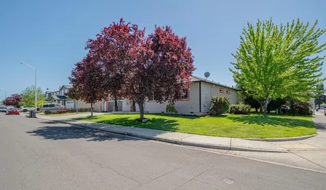 2702 Eagle Creek Drive White City OR 97503