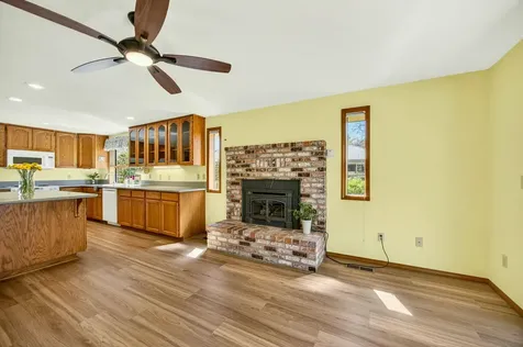 1027 Oak Knoll Drive Ashland OR 97520