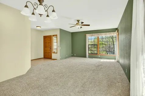 1027 Oak Knoll Drive Ashland OR 97520