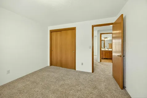 1027 Oak Knoll Drive Ashland OR 97520