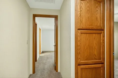 1027 Oak Knoll Drive Ashland OR 97520