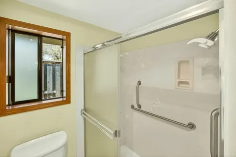1027 Oak Knoll Drive Ashland OR 97520