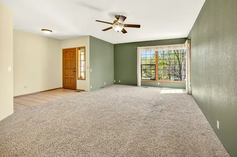 1027 Oak Knoll Drive Ashland OR 97520