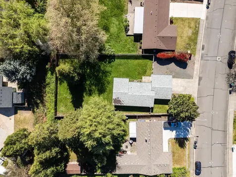 519 Glenn Way Central Point OR 97502