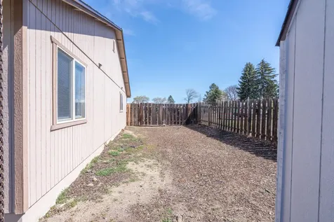 701 SW 23rd Street Redmond OR 97756