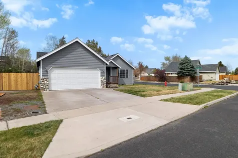 3187 NE Stonebrook Drive Bend OR 97701