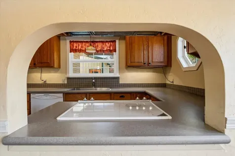 726 NW Birch Avenue Redmond OR 97756