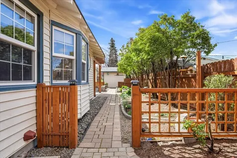 726 NW Birch Avenue Redmond OR 97756
