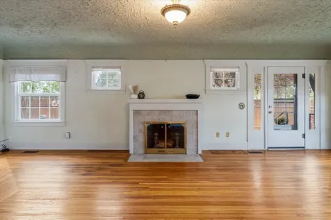 726 NW Birch Avenue Redmond OR 97756
