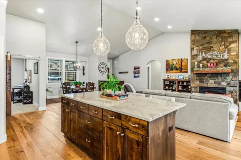 63114 Pikes Court Bend OR 97701