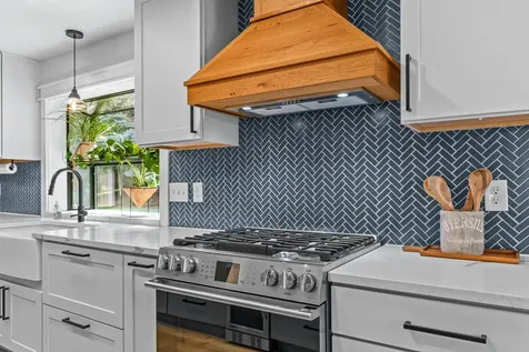 4131 W Griffin Creek Road Medford OR 97501