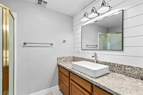 4131 W Griffin Creek Road Medford OR 97501