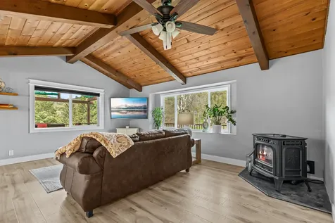 4131 W Griffin Creek Road Medford OR 97501