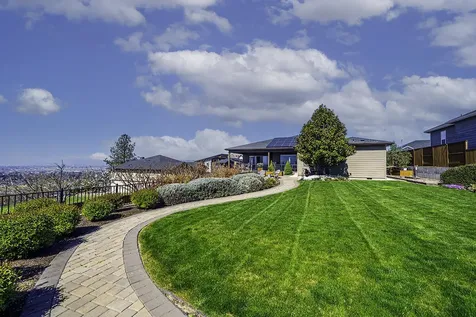 3274 Annapolis Drive Medford OR 97504