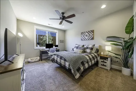 3274 Annapolis Drive Medford OR 97504