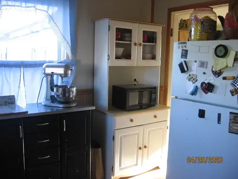 24086 Yellow Jacket Springs Road Beatty OR 97621