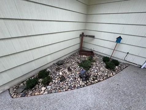 736 NW 3rd Street Grants Pass OR 97526