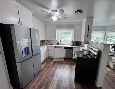 736 NW 3rd Street Grants Pass OR 97526