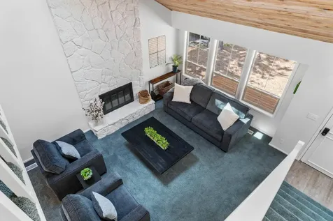 57308 Approach Lane Sunriver OR 97707