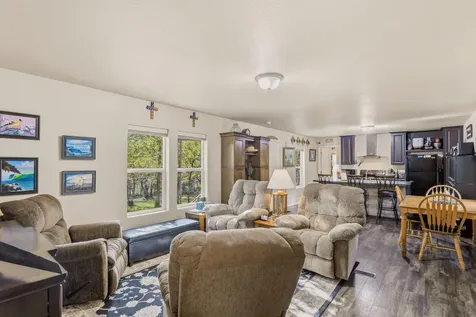 395 S Livingston Way Grants Pass OR 97526