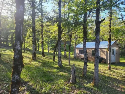 395 S Livingston Way Grants Pass OR 97526