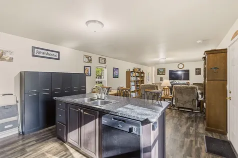 395 S Livingston Way Grants Pass OR 97526