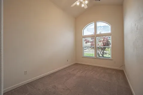 160 Keystone Way Eagle Point OR 97524