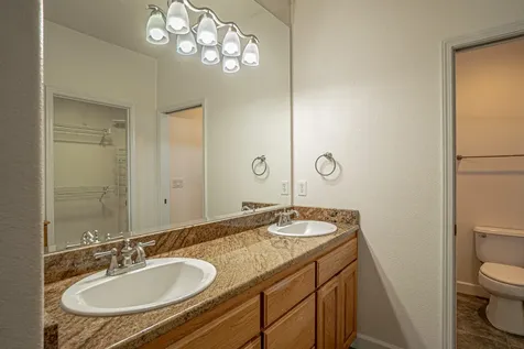 160 Keystone Way Eagle Point OR 97524