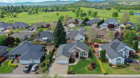 160 Keystone Way Eagle Point OR 97524