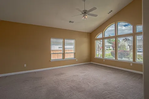 160 Keystone Way Eagle Point OR 97524