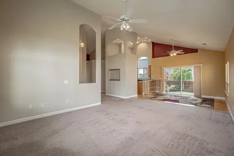 160 Keystone Way Eagle Point OR 97524